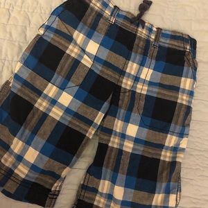 Boys shorts size 7 Carter’s Brand
